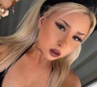Young_Chiara