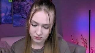 milana-red1