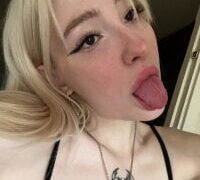 littlebitchesss