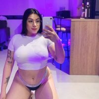 emily-777