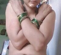 Hot_sahana
