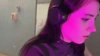 marisaneives