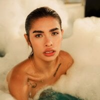 mia-reeves