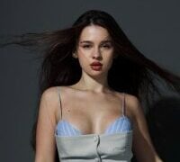 Olivia_Farrell