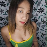 Pretty_christine01