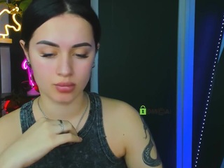lara-moon