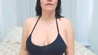 annie-thomsonn