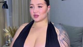 kylielips